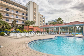 New Smyrna Beach Condo with Balcony and Pool Access